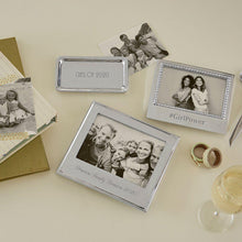 Load image into Gallery viewer, Signature 5x7 Statement Frame